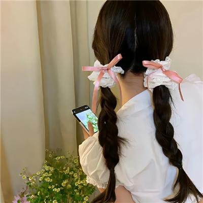 提剑映桃花